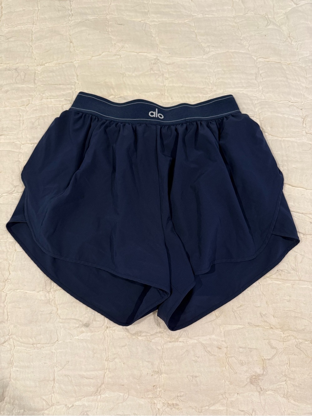Navy Alo Active Shorts Medium Great Condition